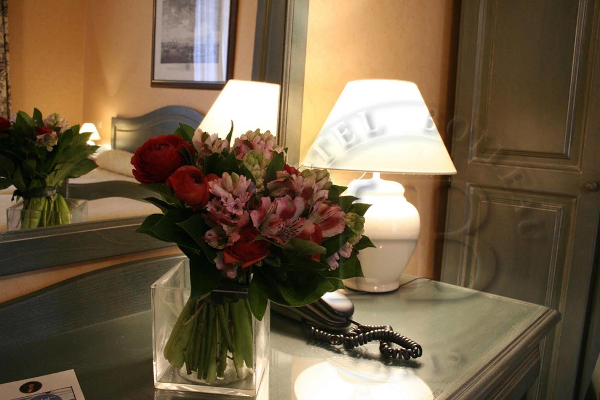 Hotel Boileau Париж Экстерьер фото